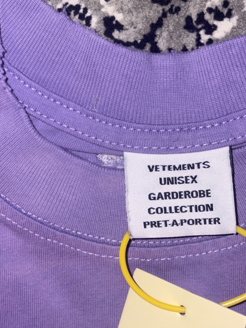 VETEMENTS - Picture 2 of 3